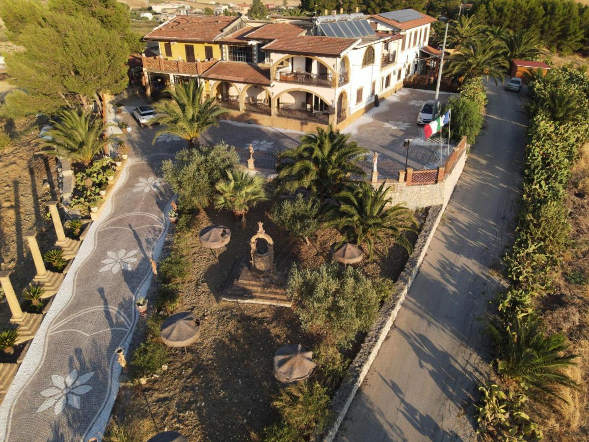 Agriturismo Reggia Saracena Αγκριτζέντο Εξωτερικό φωτογραφία