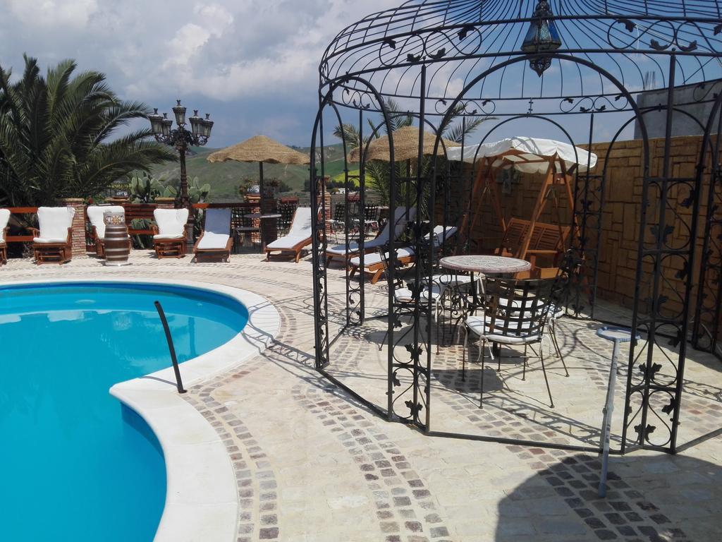 Agriturismo Reggia Saracena Αγκριτζέντο Εξωτερικό φωτογραφία
