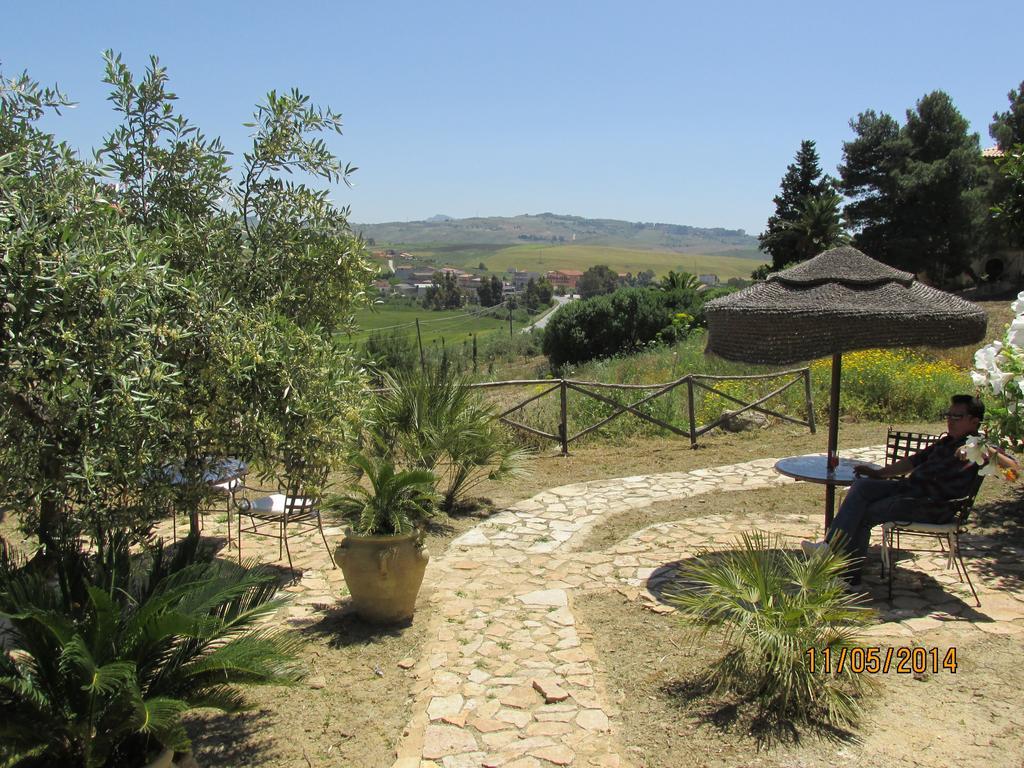 Agriturismo Reggia Saracena Αγκριτζέντο Εξωτερικό φωτογραφία