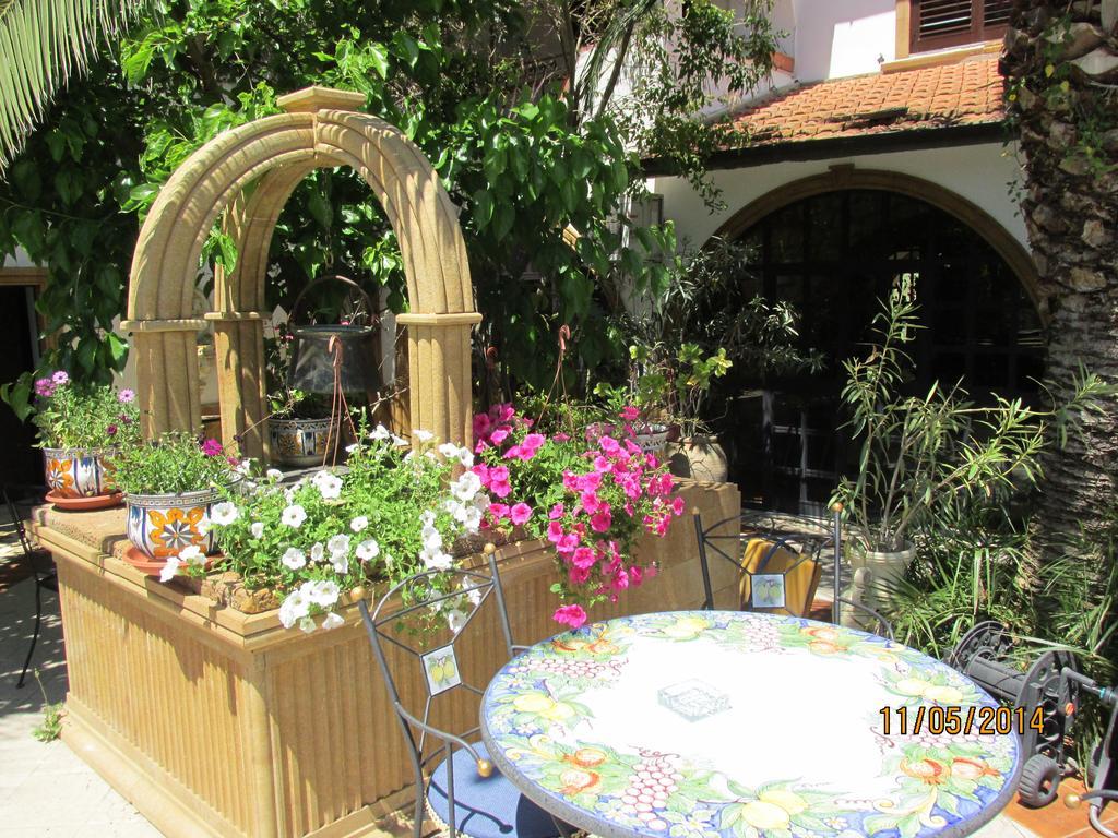 Agriturismo Reggia Saracena Αγκριτζέντο Εξωτερικό φωτογραφία