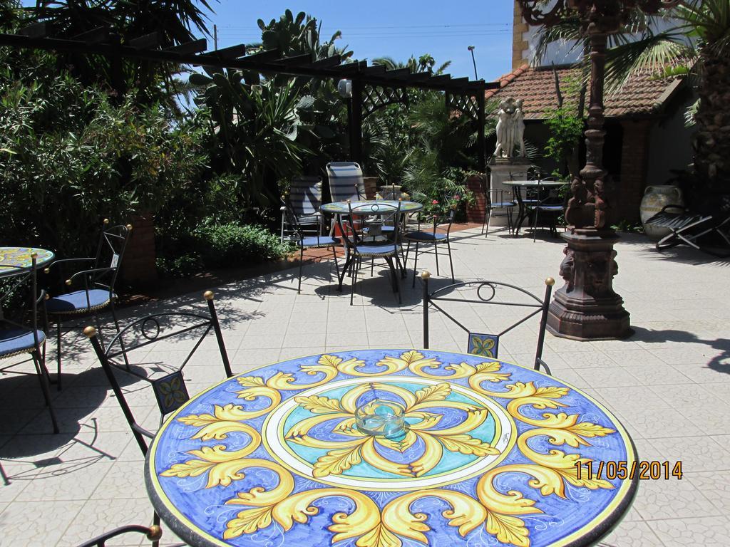 Agriturismo Reggia Saracena Αγκριτζέντο Εξωτερικό φωτογραφία