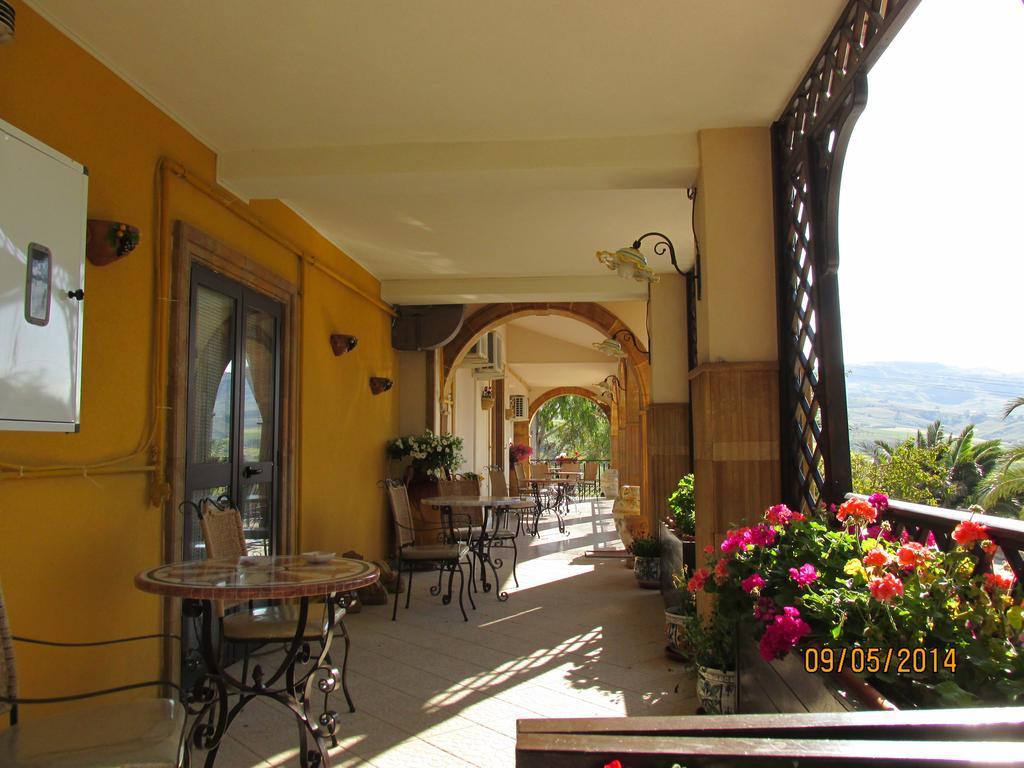 Agriturismo Reggia Saracena Αγκριτζέντο Εξωτερικό φωτογραφία