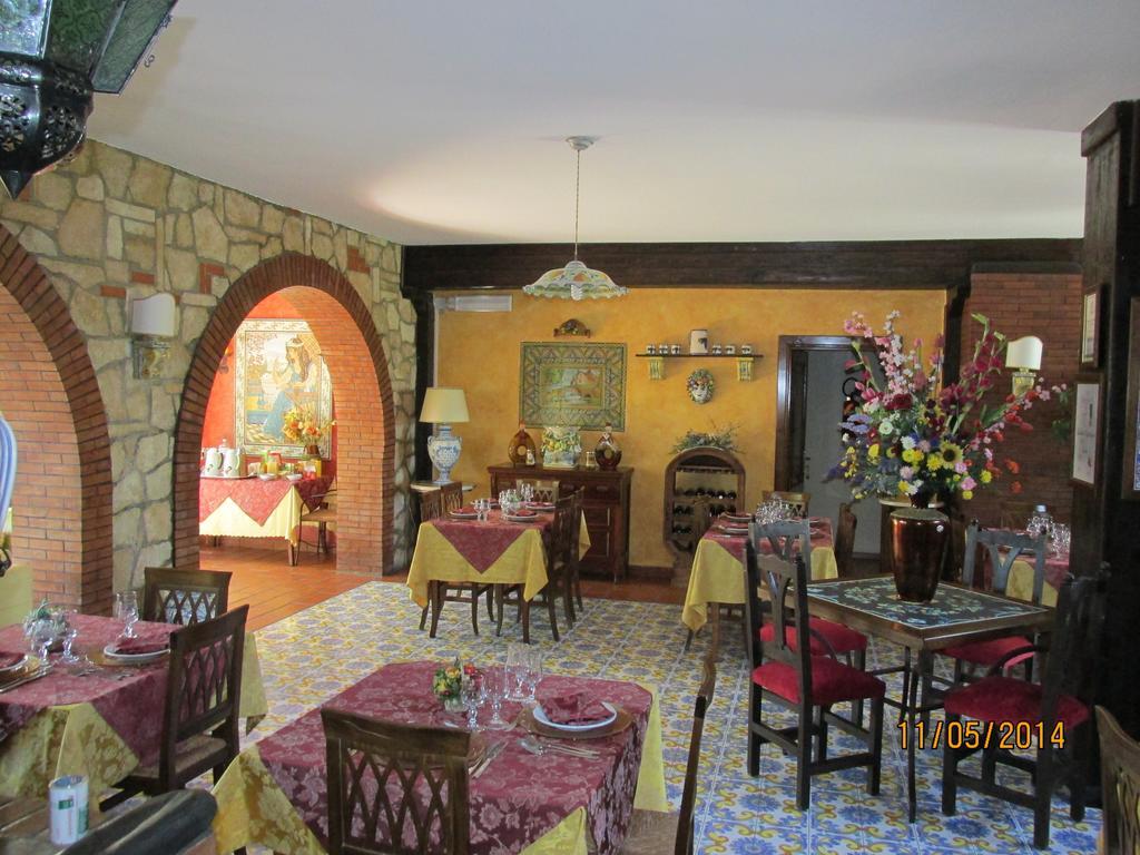Agriturismo Reggia Saracena Αγκριτζέντο Εξωτερικό φωτογραφία