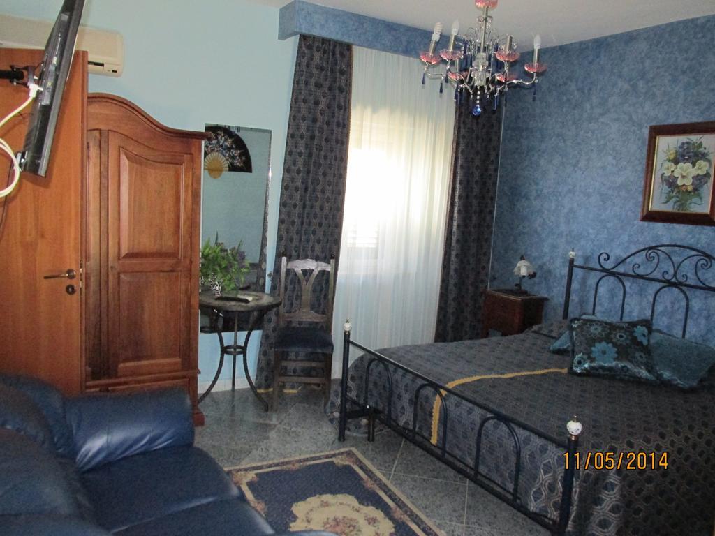 Agriturismo Reggia Saracena Αγκριτζέντο Δωμάτιο φωτογραφία