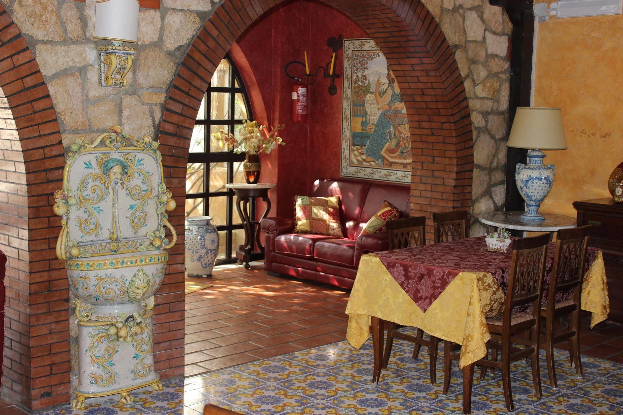 Agriturismo Reggia Saracena Αγκριτζέντο Εξωτερικό φωτογραφία