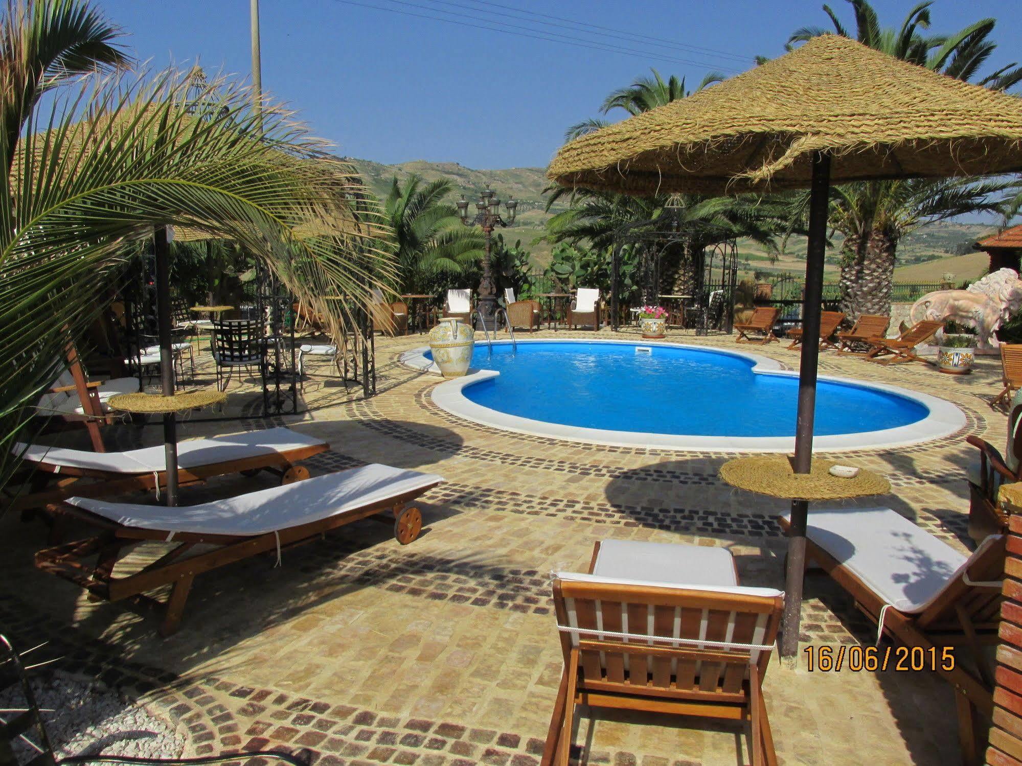 Agriturismo Reggia Saracena Αγκριτζέντο Εξωτερικό φωτογραφία