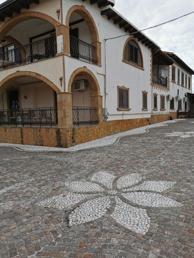 Agriturismo Reggia Saracena Αγκριτζέντο Εξωτερικό φωτογραφία